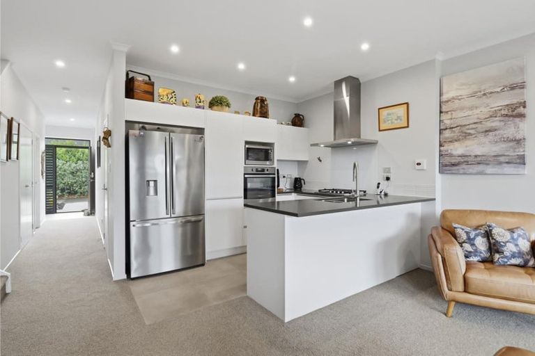 Photo of property in 11b Nellie Drive, Kumeu, 0810