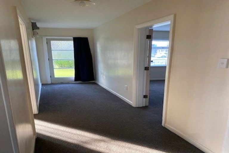 Photo of property in 253 Main South Road, Hornby, Christchurch, 8042