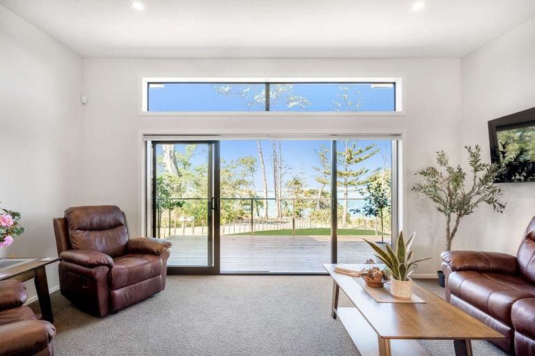 Photo of property in 62 Ronald Avenue, Glenbrook, 2681