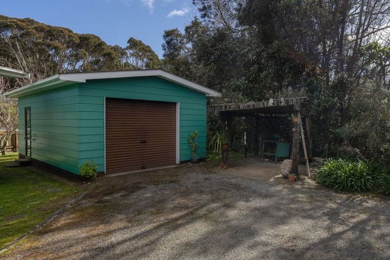 Photo of property in 15 Pitoitoi Street, Otaihanga, Paraparaumu, 5036