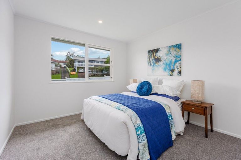 Photo of property in 21 Compton Street, Hillcrest, Auckland, 0627