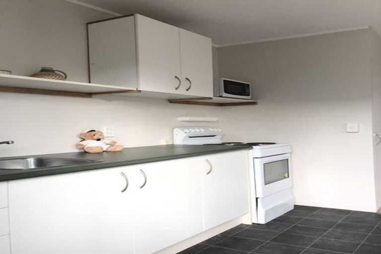 Photo of property in 51 Awaruku Road, Torbay, Auckland, 0630