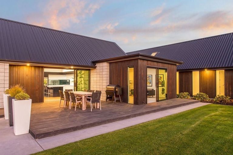 Photo of property in 11 Classiebawn Lane, Prebbleton, Christchurch, 7676