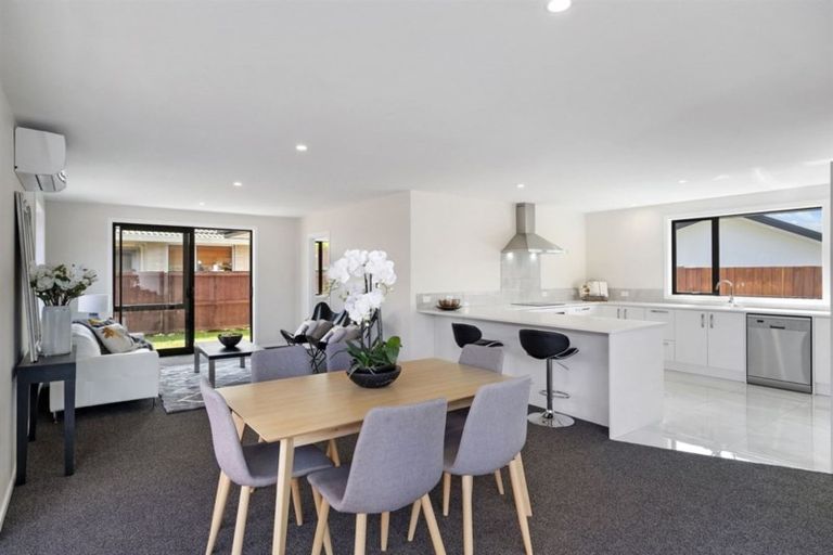 Photo of property in 75c Vivian Street, Burwood, Christchurch, 8083