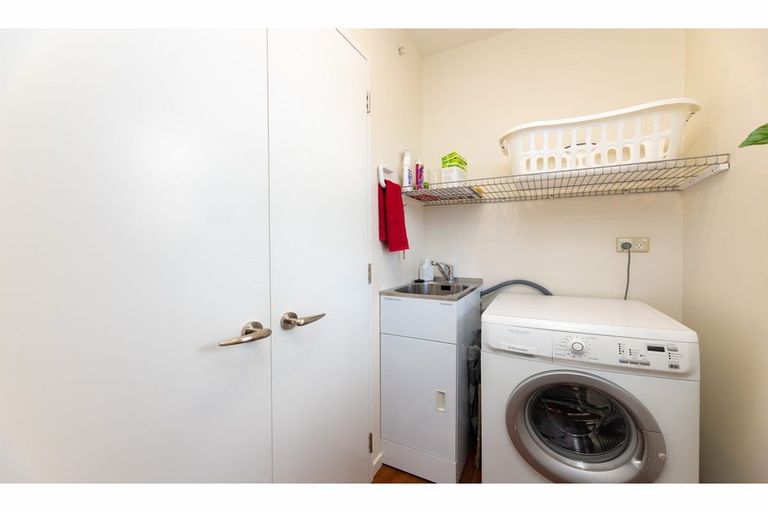 Photo of property in 357 Estuary Road, South New Brighton, Christchurch, 8062