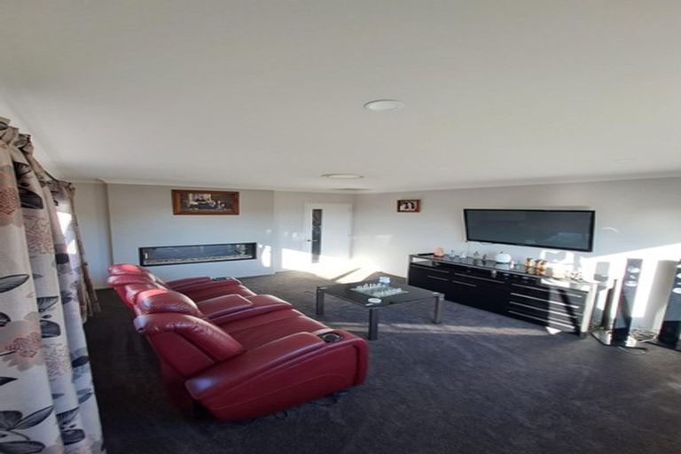 Photo of property in 10 Marangai Drive, Pegasus, 7612