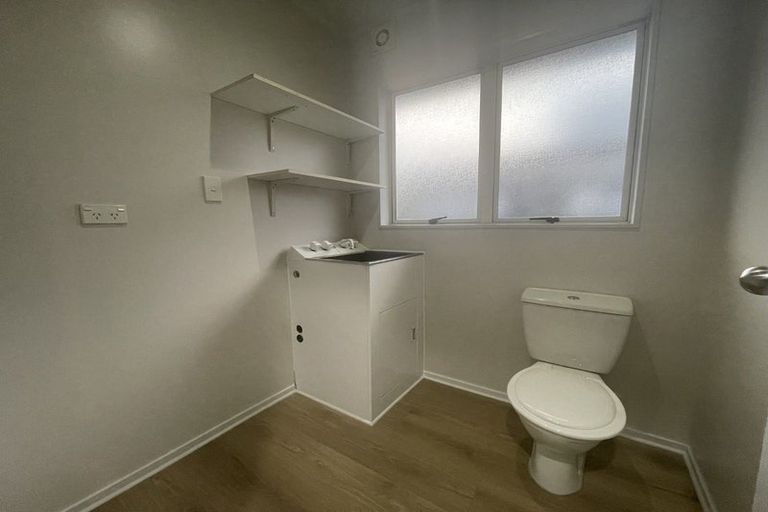 Photo of property in 110 Gloucester Road, Manurewa, Auckland, 2102