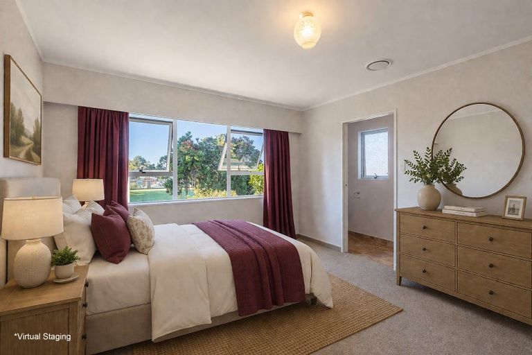 Photo of property in 208 Adelaide Road, Dannevirke, 4930