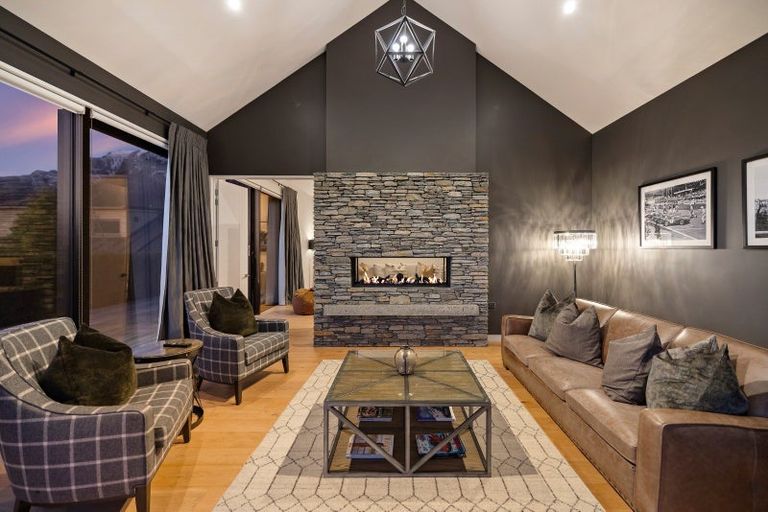 Photo of property in 4 Stockyard Lane, Jacks Point, Queenstown, 9371