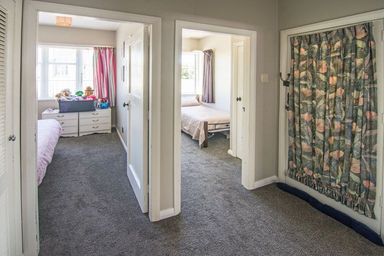 Photo of property in 11 Mcgregor Crescent, Masterton, 5810