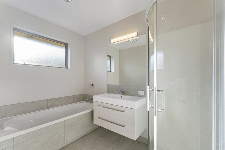 Photo of property in 10 Kilkivan Lane, Broomfield, Christchurch, 8042