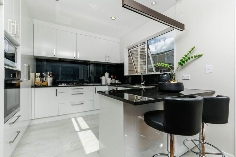 Photo of property in 16 Fishwicke Lane, Albany, Auckland, 0632