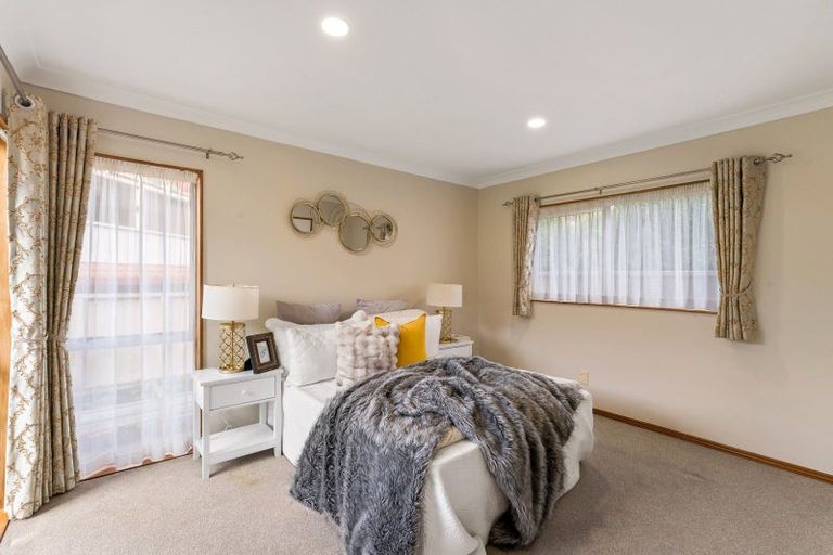 Photo of property in 231 Hobsonville Road, Hobsonville, Auckland, 0618