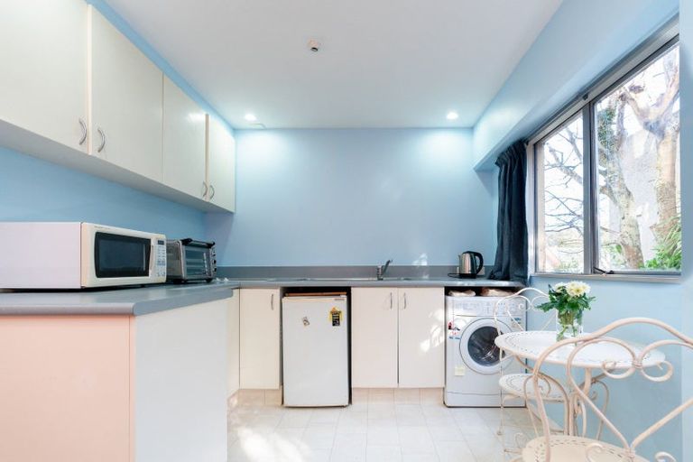 Photo of property in Capital Hill Apartments, 12/54u Hill Street, Thorndon, Wellington, 6011