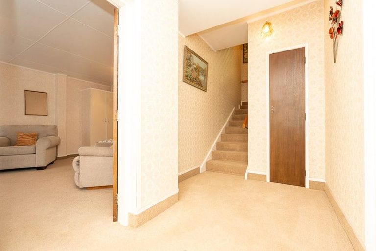 Photo of property in 51 Resthill Crescent, Glenview, Hamilton, 3206