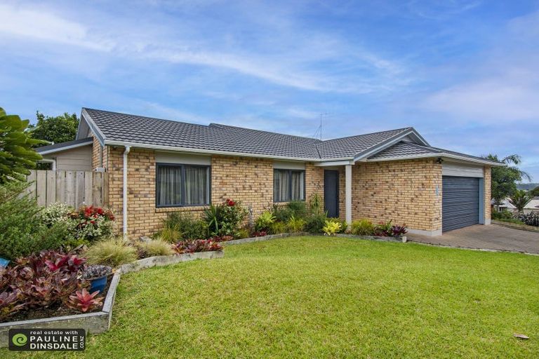 Photo of property in 1 Lochiel Place, Te Kamo, Whangarei, 0112