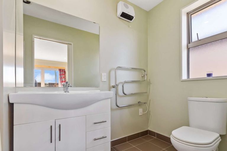 Photo of property in 4 Norwich Street, Linwood, Christchurch, 8062