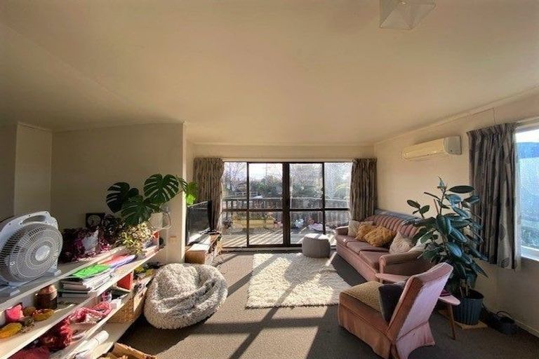 Photo of property in 25 Totara Terrace, Wanaka, 9305