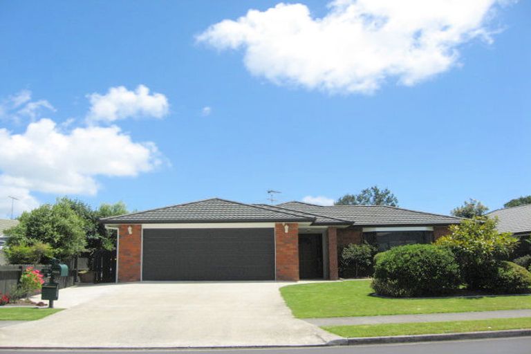 Photo of property in 106 Longford Park Drive, Takanini, 2112