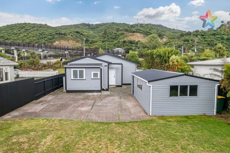Photo of property in 8 Golf Road, Manor Park, Lower Hutt, 5019