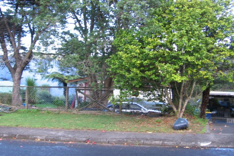 Photo of property in 55 Rimutaka Place, Titirangi, Auckland, 0604