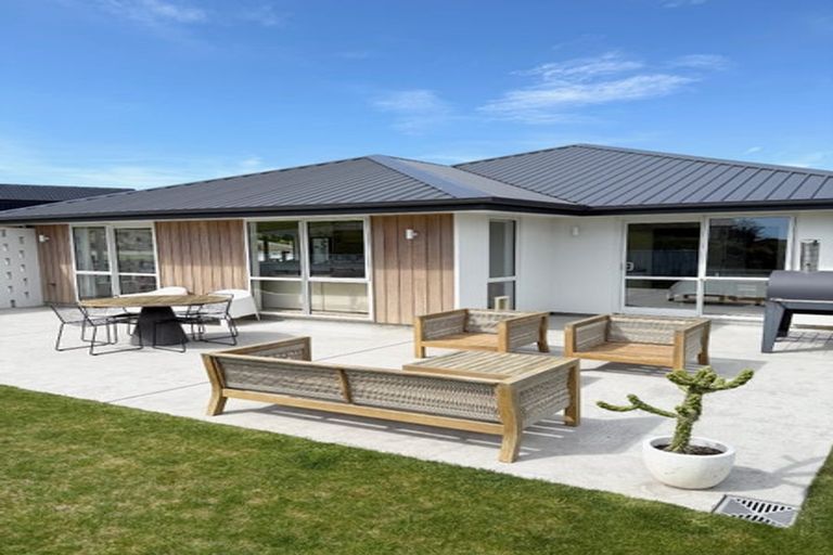 Photo of property in 41 Meadowstone Street, Gleniti, Timaru, 7910