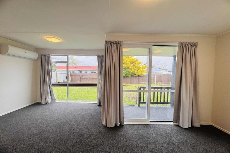 Photo of property in 18 Amberley Avenue, Westbrook, Palmerston North, 4412