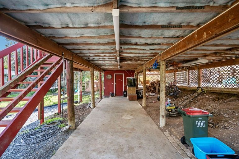 Photo of property in 6 Glover Place, Onerahi, Whangarei, 0110