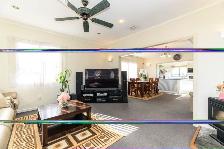 Photo of property in 36 Forest Hill Road, Henderson, Auckland, 0612