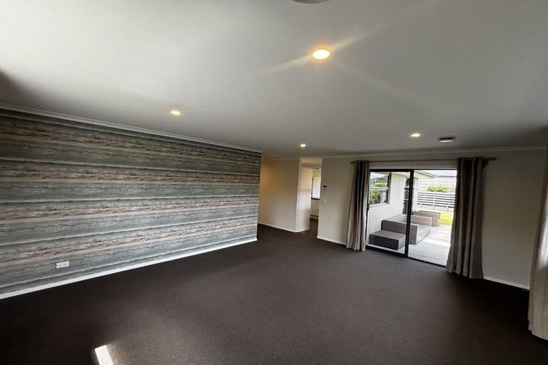 Photo of property in 12a Junction Street, Welbourn, New Plymouth, 4310