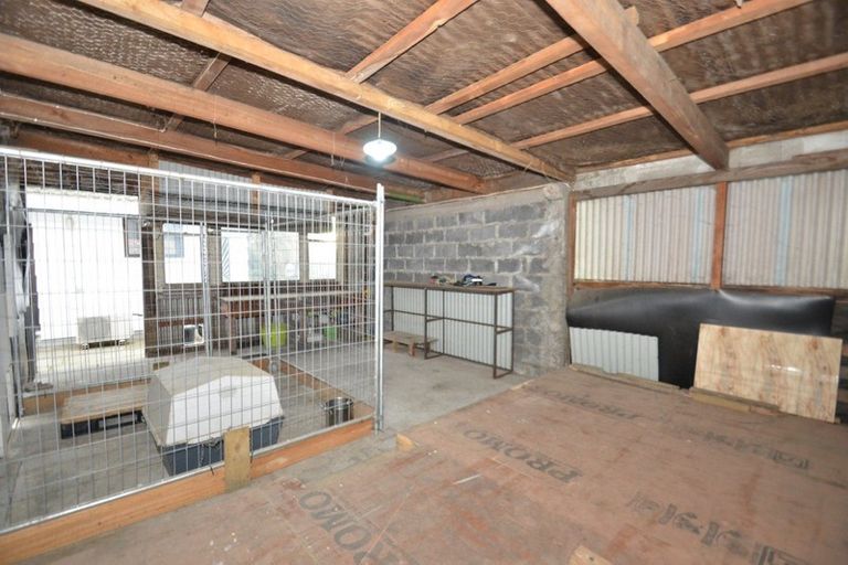 Photo of property in 33 Seymour Street, Hornby, Christchurch, 8042