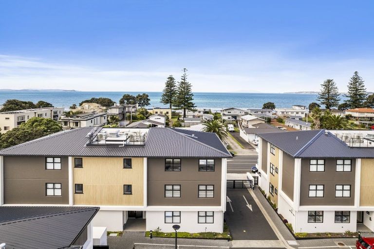 Photo of property in 5/392 Hibiscus Coast Highway, Orewa, 0931