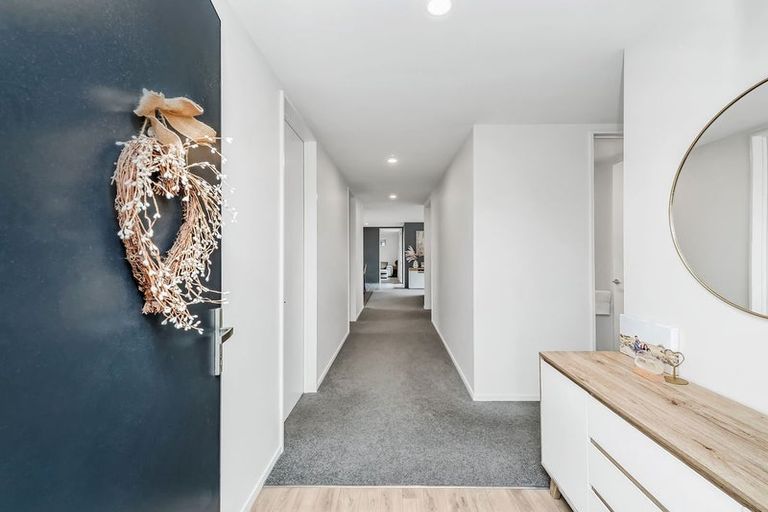 Photo of property in 3 Guyon Street, Marshland, Christchurch, 8083