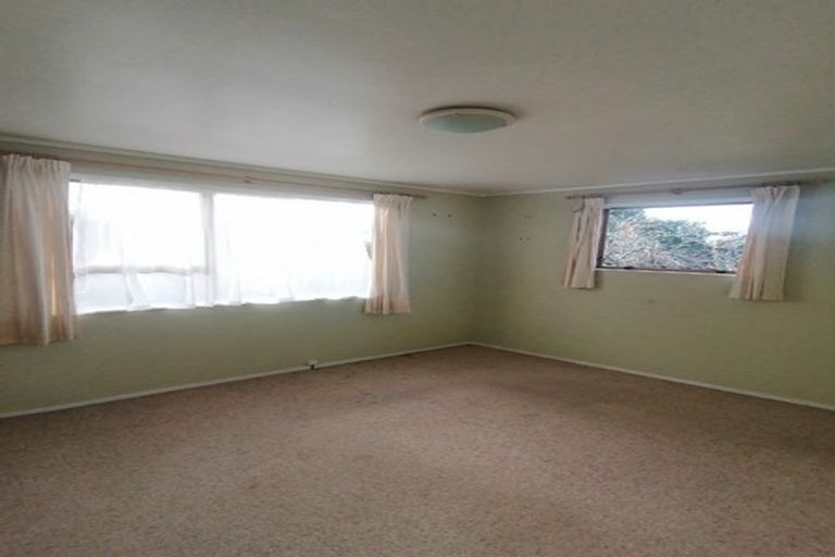 Photo of property in 41 Ranui Avenue, Ranui, Auckland, 0612