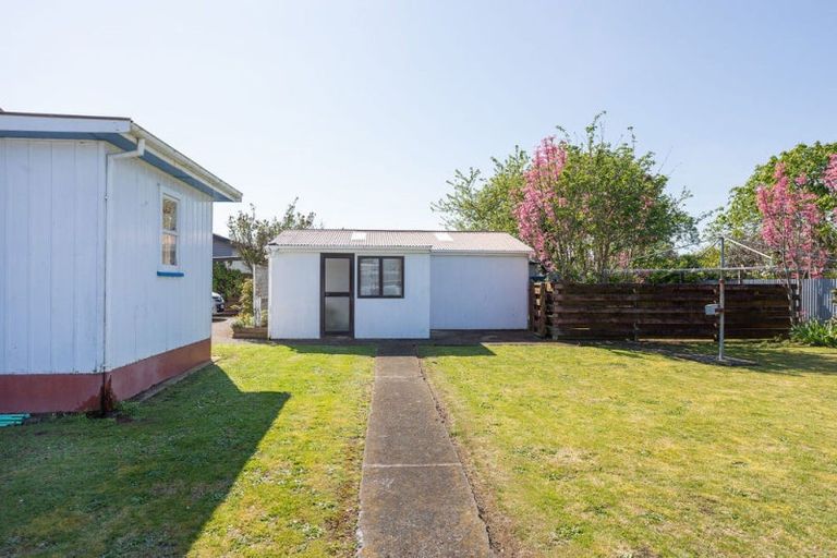 Photo of property in 16 Trafalgar Street, Dannevirke, 4930