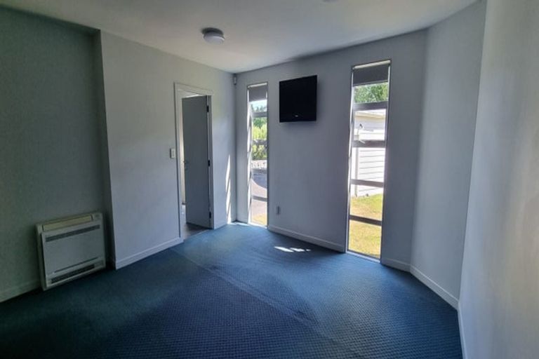 Photo of property in 87a Joseph Banks Drive, Whitby, Porirua, 5024