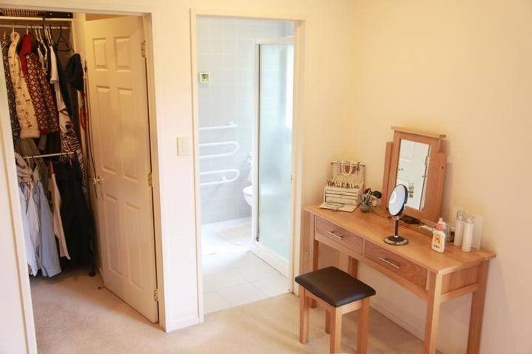 Photo of property in 7 Lanham Lane, Massey, Auckland, 0614