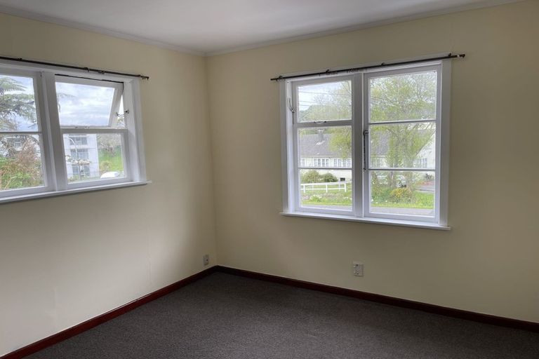 Photo of property in 78 Broderick Road, Johnsonville, Wellington, 6037