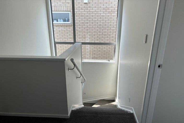 Photo of property in 8 Skylark Road, Hobsonville, Auckland, 0616