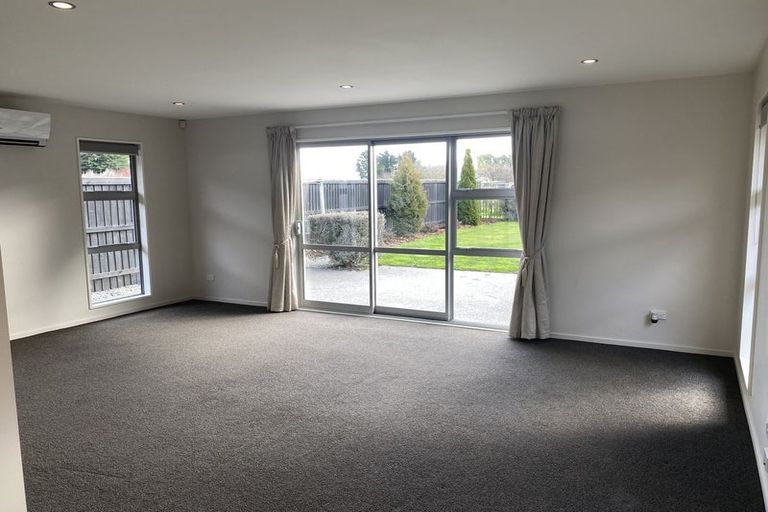 Photo of property in 52 Helmore Street, Rangiora, 7400