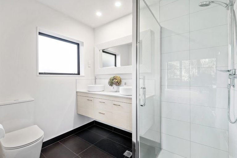 Photo of property in 1343 Kahikatea Flat Road, Kaukapakapa, 0871
