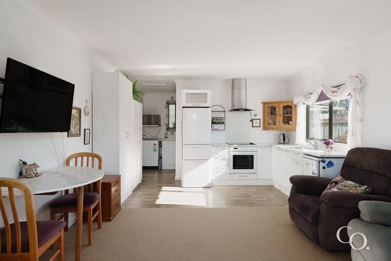 Photo of property in 8a Canberra Place, Bellevue, Tauranga, 3110