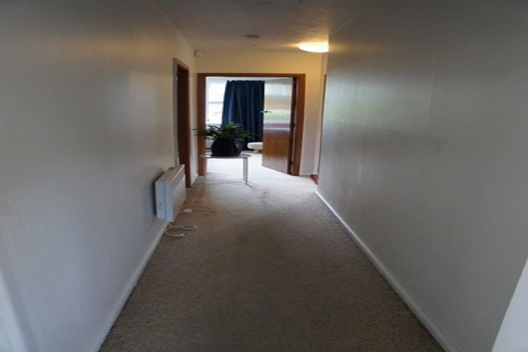 Photo of property in 68 Staveley Street, Avonhead, Christchurch, 8042