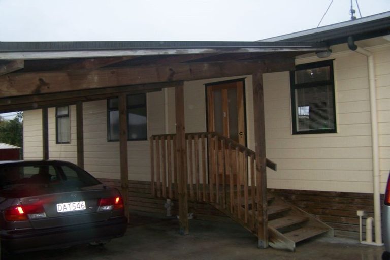 Photo of property in 4 Marine Parade, Mount Maunganui, 3116
