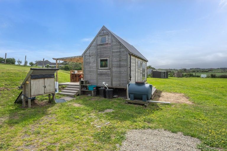 Photo of property in 22 Gawler Street, Te Horo Beach, Otaki, 5581