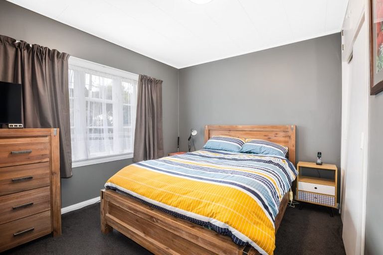 Photo of property in 32 Hyde Street, Wainuiomata, Lower Hutt, 5014