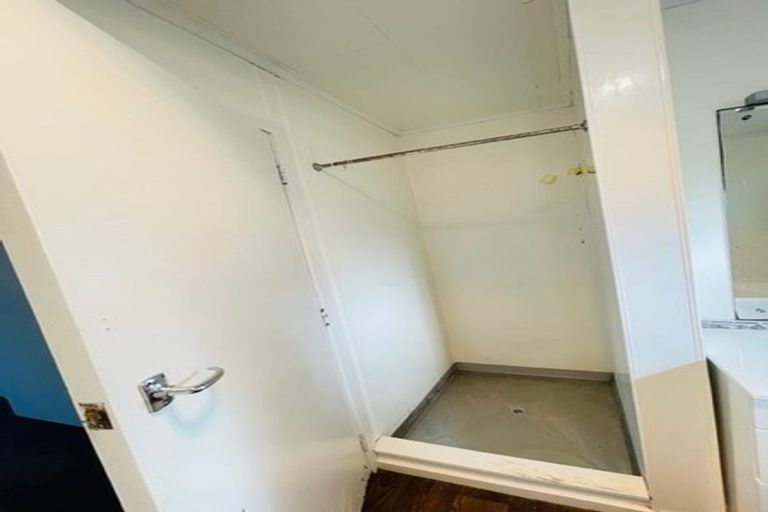 Photo of property in 96 Kayes Road, Pukekohe, 2120