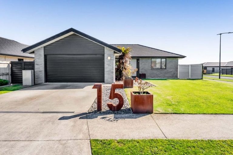 Photo of property in 15 Customhouse Street, Bell Block, New Plymouth, 4312