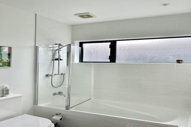 Photo of property in 24/104u Maupuia Road, Maupuia, Wellington, 6022