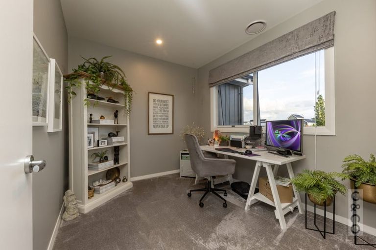 Photo of property in 61 Pitoitoi Drive, Riverhead, 0820